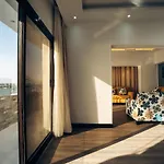 Luxurious 320M2 Balconyview Nile