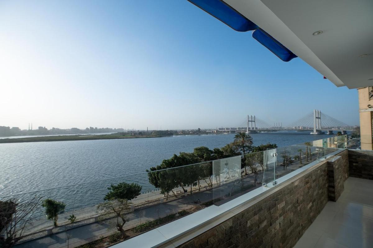 Luxurious 320m2 Balconyview Nile