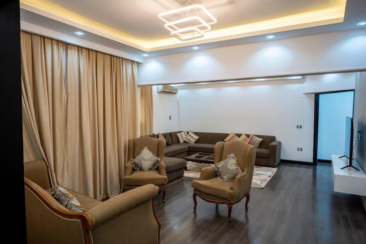 Apartment Luxurious 320m2 Balconyview Nile Cairo