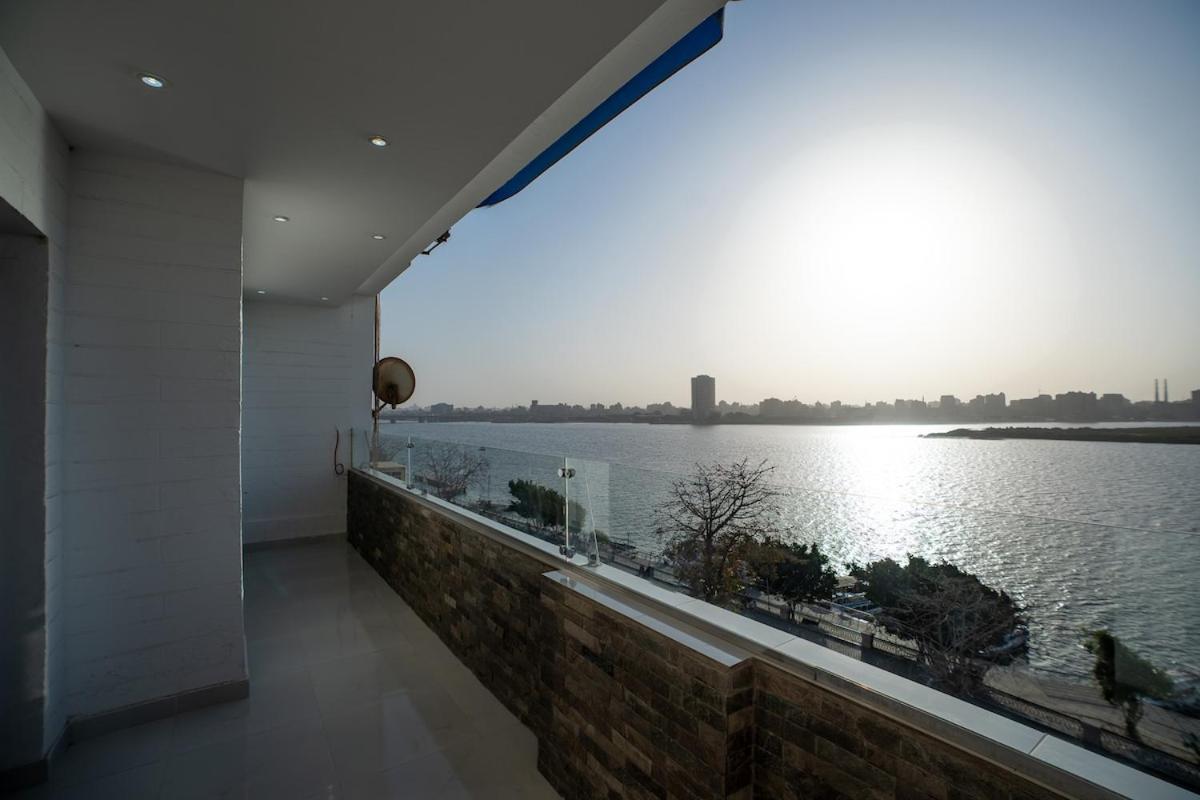 Luxurious 320m2 Balconyview Nile